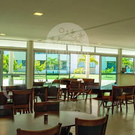 Carneiros Beach Resort