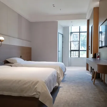 Zhushan Taohuayuan Hotel