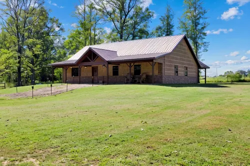 Brand New Secluded Cabin with Meadow Views