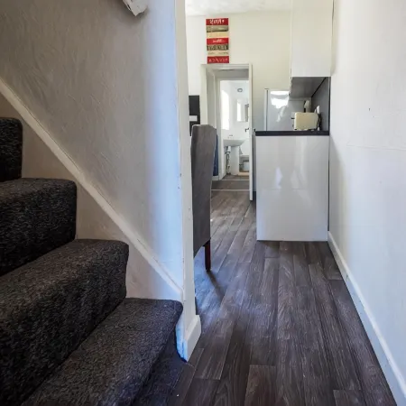 12 Cornwallis Lodge Family Room 1