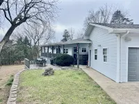 Gated lakefront Acreage with Views and Beach Access - 4 BR Table Rock Lake Home
