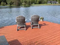Cozy Loft Retreat with Lake Views and Access. Hotels in Mecosta County