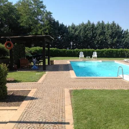Villa with private pool 5/6 people