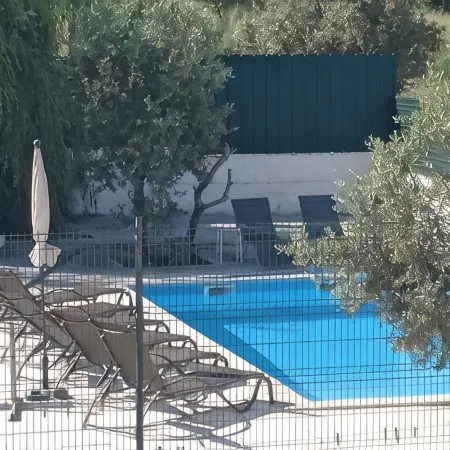 Peaceful villa with private pool and central heating