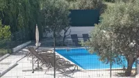 Peaceful villa with private pool and central heating - piscine