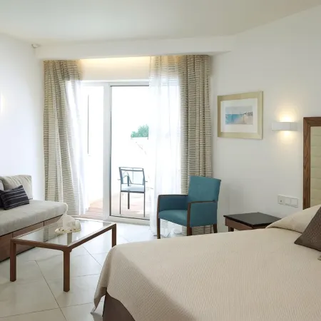 Sunrise Pearl Hotel & Spa