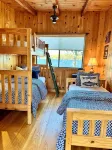 Lake Winni Waterfront Whortleberry Island Cottage, Private Beach, BOAT Required - 4 tähden
