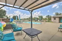Golf Getaway with Golf Cart on Grand Lake in Shangri-La - Swimmingpools