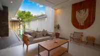 Marades Tropical Villa