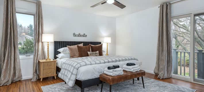 Notre Dame Dream – 4 mi to Campus & Hot Tub & Heated Pool & Fire Pit & Game Room Hotels in Clay Township