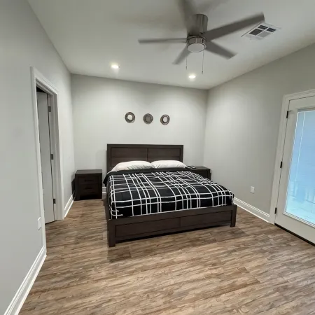 3-bedroom condo in DeRidder, Fully Furnished-WiFi-AC. Enjoy your stay. 1928