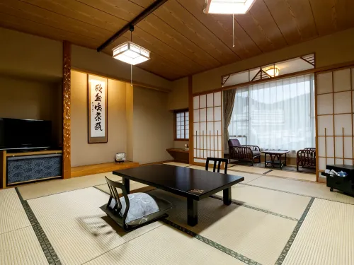 梅むら旅館 うぐいす亭 - 4つ星