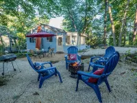 Big Fish, Little Pond. Fire Pit  Swimming, Hiking, Kayaking, and Fishing! Hotels in Windham