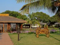 Bagan Thiripyitsaya Sanctuary Resort Hotels near Shwe Leik Too Temple