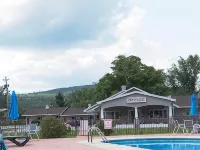 Gorham Motor Inn Hotels in Горхам