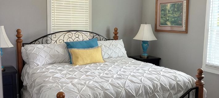Great 2-bedroom, 2-bath cottage in Georgetown 2-blocks, 7-minutes to boardwalk Hotels in Georgetown County