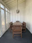 Waterfront Lake House with game room, private pier and kayaks in Lake Geneva - 4 tähden