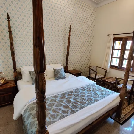 Rajasi Palace