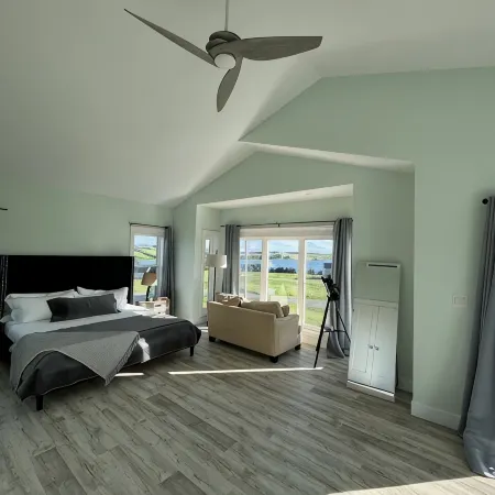 Bela Vista Getaway - Water views,  Dreamy Sunsets and Star Gazing. Pet-Friendly!