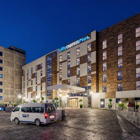 City Express Plus by Marriott Ciudad de México Periférico Sur Tlalpan Отели рядом с достопримечательностью «Станция метро Taxquena»