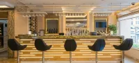 Prestige Hotel Old City - С баром