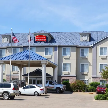 FairBridge Inn & Suites Cleburne