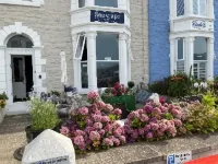 Seascape Guest House - parking