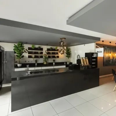 The Nicol Hotel and Apartments Hotels near Huddle Park Golf & Recreation