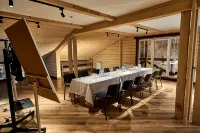 Altaj Podgoritsa Park Hotel - 주차장