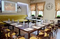 Hotel Capitolina City Chic - 3-Star