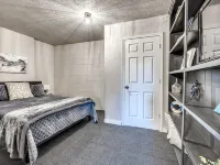 Lakefront Home-Boat Slip, Sandy Beach, Sleeps 12- July Dates Open - 홈스테이