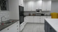 Bountyful Guest House - Bintang 3