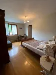 5 minutes from Annecy? Apartment on 2nd floor of a house with large garden - Condos