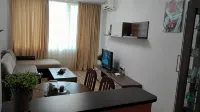 Sunny Apartment in Burgas - Apartments