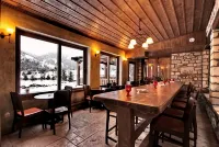 Vitina House - parking