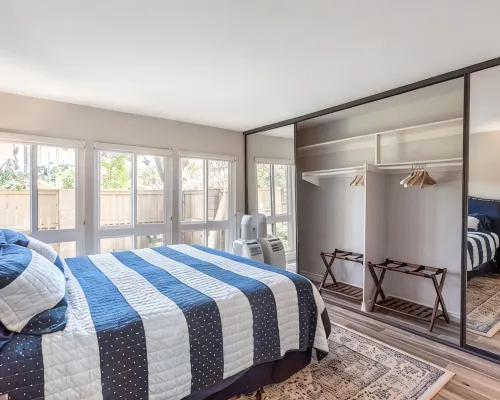 Spacious Beach House Hotel di Solana Beach