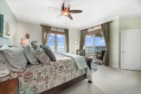 Oceanfront 3Br Condo w/ 450+ Sq Ft Glass Balcony & Stunning Views - Private Pools