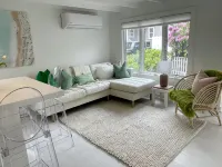 Newly renovated house in Brandt Point, right near town and Children's Beach - Bungalows