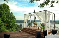Asia Lakeside Hotel