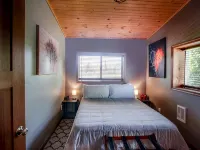 Privat Hot Tub! Sleeps 6 *Traverse City *Sleeping Bear Dunes Hotels in Interlochen