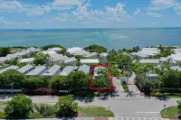 Beautiful Island Home in Anglers Reef! Ocean front community. Pool & boat slip. - 3 Sao