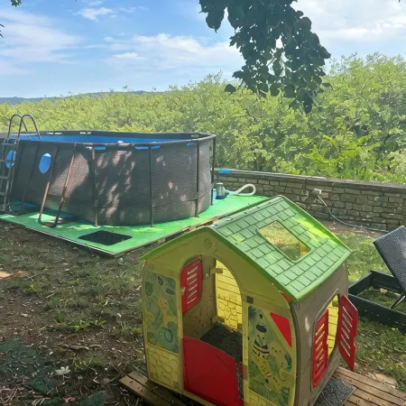 Gites de Charme 18 Personnes Avec Tennis Dans un Parc de 2 ha . Idéal Familles