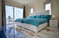 Luxurious Villa Fillipe 3-  Beach Front , Sea View: Spacious, Private Pool & AC - Villas