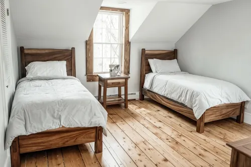 Spacious 4 bedroom home, close to hiking trails and Gore mountain for skiing - 3-Star