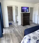 Updated 1Br/1BA - "Hillside Getaway" - 발코니