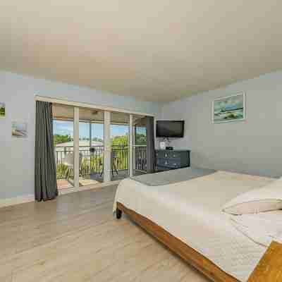 Amazing Key Largo Tropical Paradise 3/3 Townhouse with Water Lagoon view Rooms