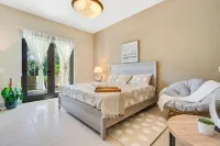 Charming Ground Floor 2-bedroom condo in delightful Bahía Beach Resort - Wi-Fi
