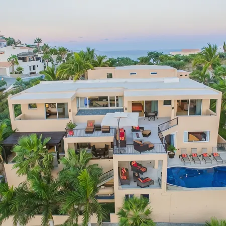 *Spectacular Ocean Views*  Walk to Beach - Secure Gated Community - Sleeps 12