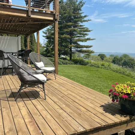 Stunning marina & Lake Michigan views, walking distance to downtown!