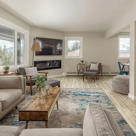 Beautiful 4-bedroom house - Walking distance to Downtown and Sea Life Center!
